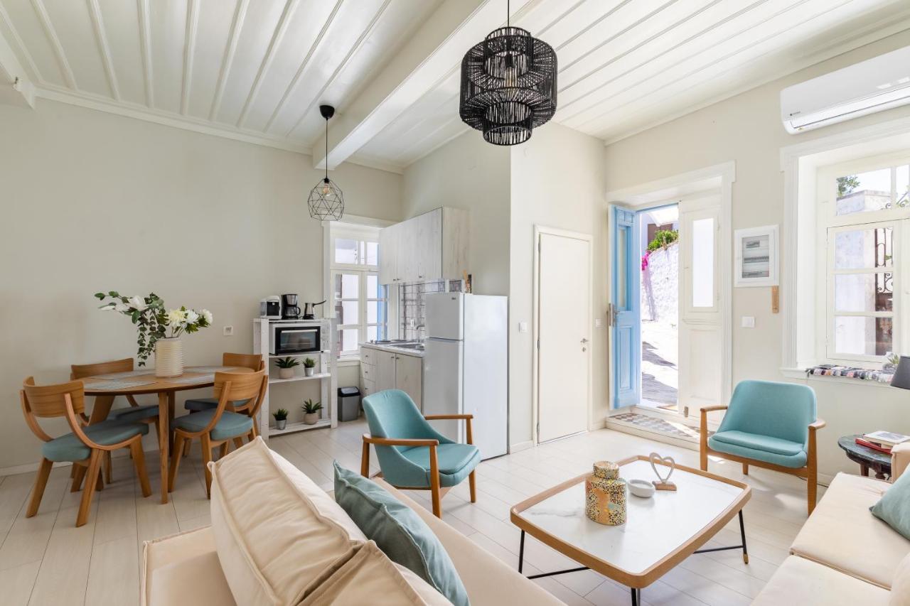 Helios Lovely Apartment Skopelos Town Ngoại thất bức ảnh